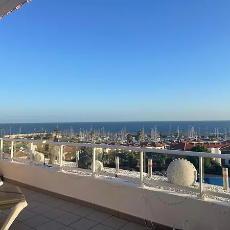 Stunning 2 Bedroom With Full View Of The Sea And Marina , Full Sun