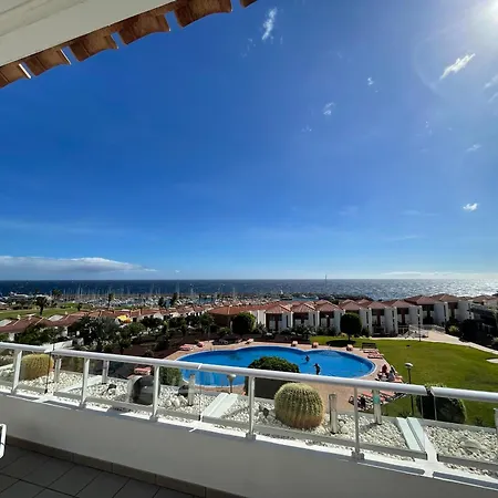 Stunning 2 Bedroom With Full View Of The Sea And Marina , Full Sun * 圣米格尔德阿沃纳