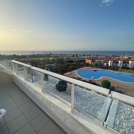 公寓 Stunning 2 Bedroom With Full View Of The Sea And Marina , Full Sun *