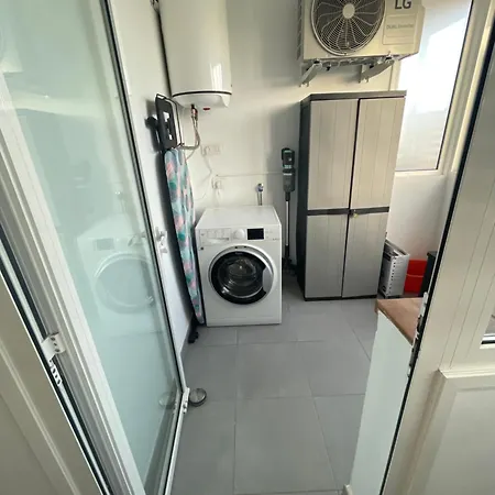 Stunning 2 Bedroom With Full View Of The Sea And Marina , Full Sun * 圣米格尔德阿沃纳