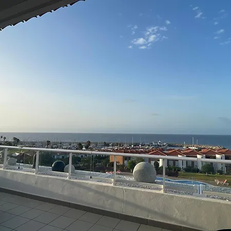 Stunning 2 Bedroom With Full View Of The Sea And Marina , Full Sun